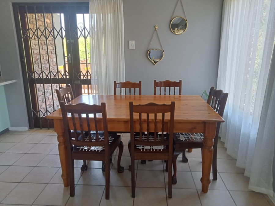 To Let 2 Bedroom Property for Rent in Heatherlands Western Cape
